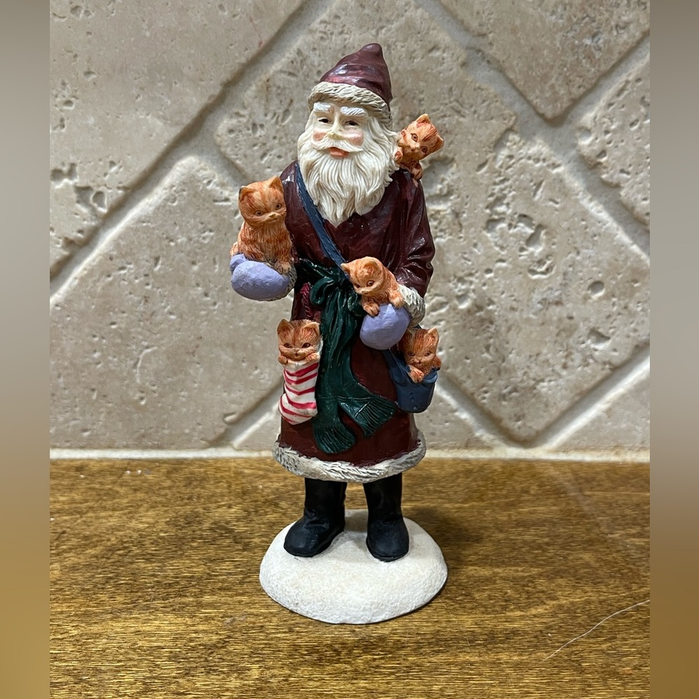 Vintage Santa Claus Figurine with Cats - Burgundy and Green